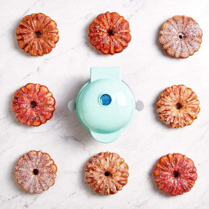 BowLift | Mini Cake Baker – Compact Bundt Cake Maker for Delicious Mini Cakes