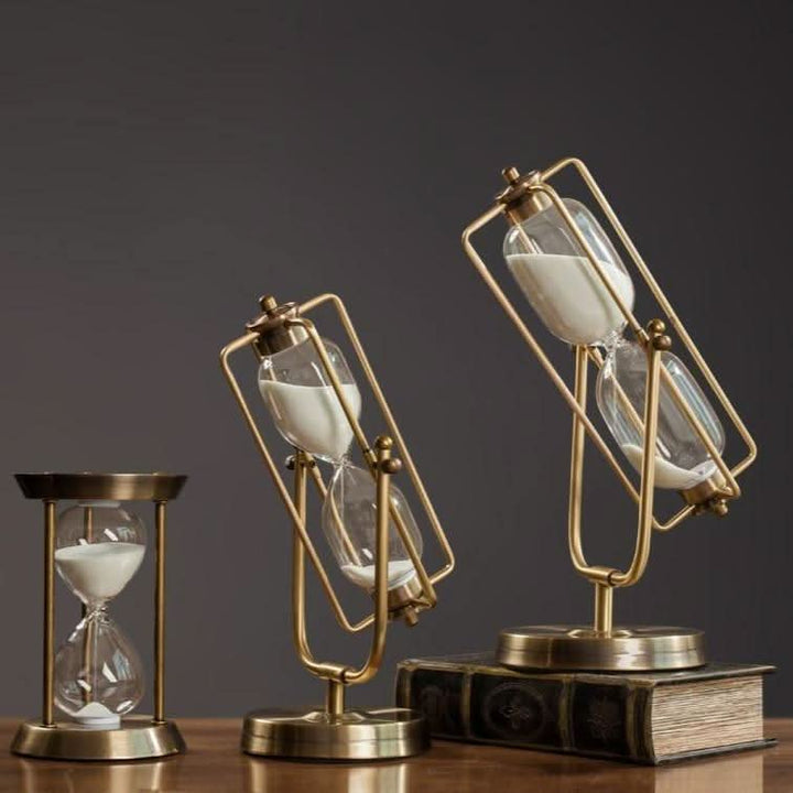 BowLift | CHRONUS – Elegant hourglass for Timeless Beauty