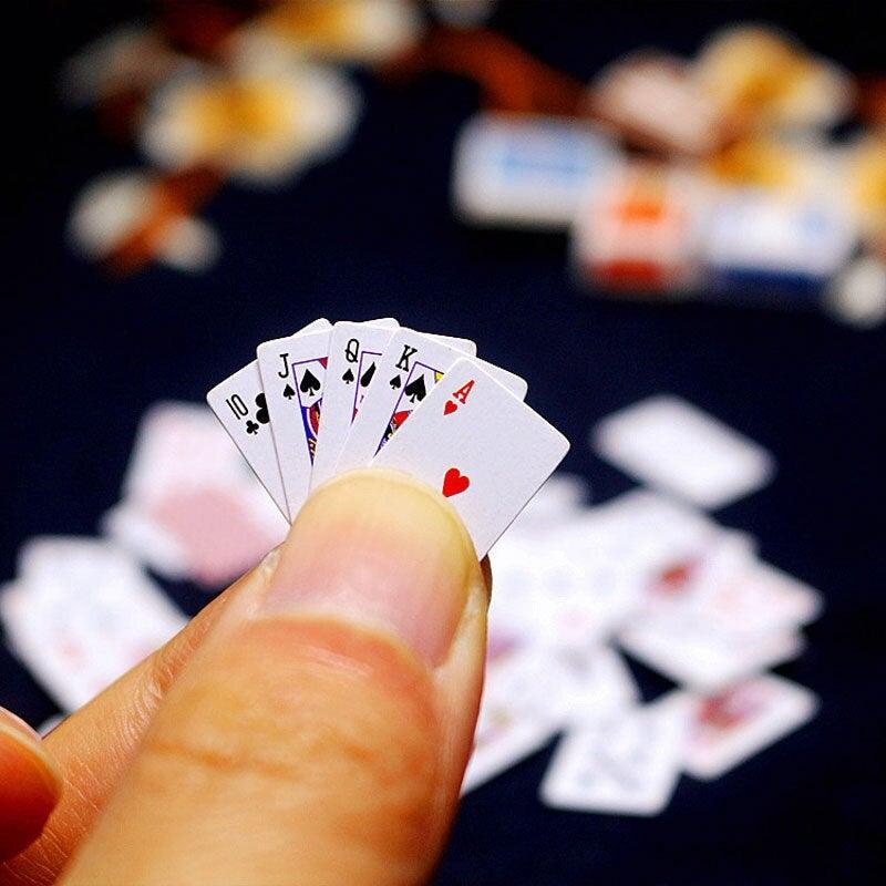 BowLift | Mini playing cards