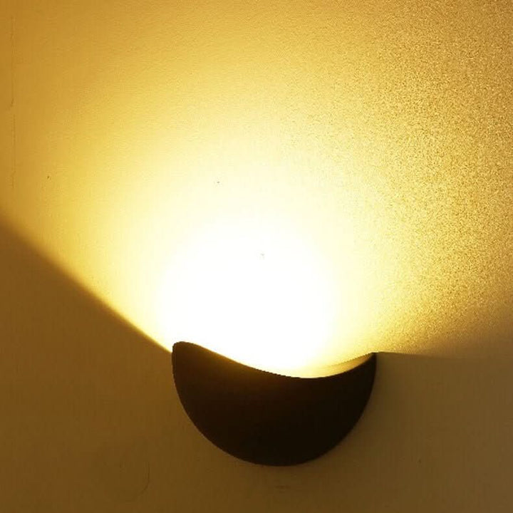 BowLift | Minimalist Half-Round LED Wall Light – Modern Indoor/Outdoor Lamp