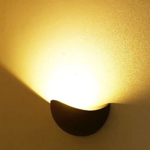BowLift | Minimalist Half-Round LED Wall Light – Modern Indoor/Outdoor Lamp