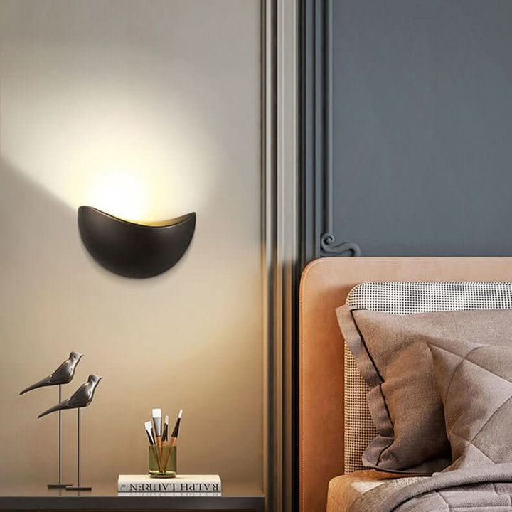 BowLift | Minimalist Half-Round LED Wall Light – Modern Indoor/Outdoor Lamp