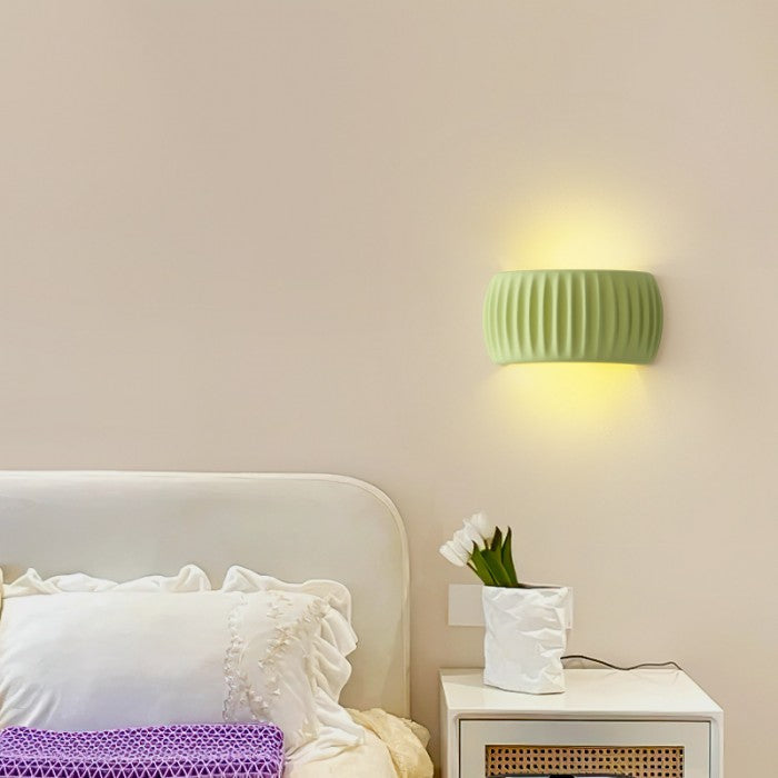 BowLift | Luxury Art Deco Wall Lamp made of Resin - Illuminate your Interior