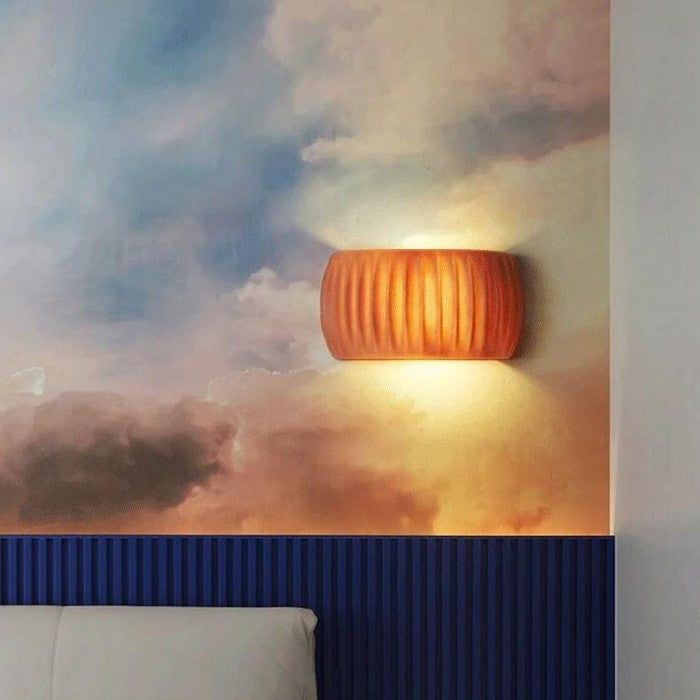 BowLift | Luxury Art Deco Wall Lamp made of Resin - Illuminate your Interior
