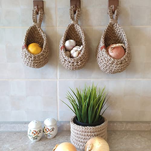 BowLift | Nestoria – Hanging jute basket for kitchen storage