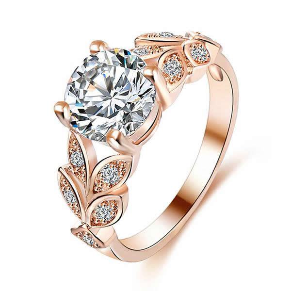 Crystal Center Flower Ring | Bowlift
