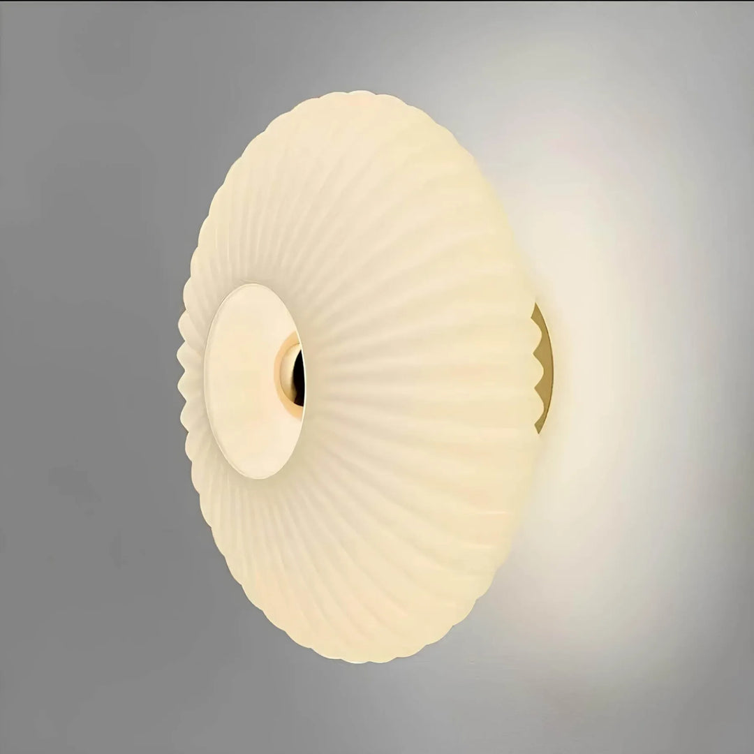 BowLift | – Glass with wavy light wall lamp
