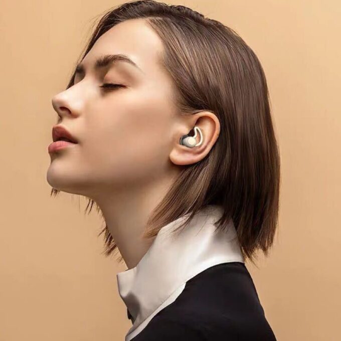 BowLift | NOCTURA – Soft Ear Plugs for Deep Sleep & Noise Reduction