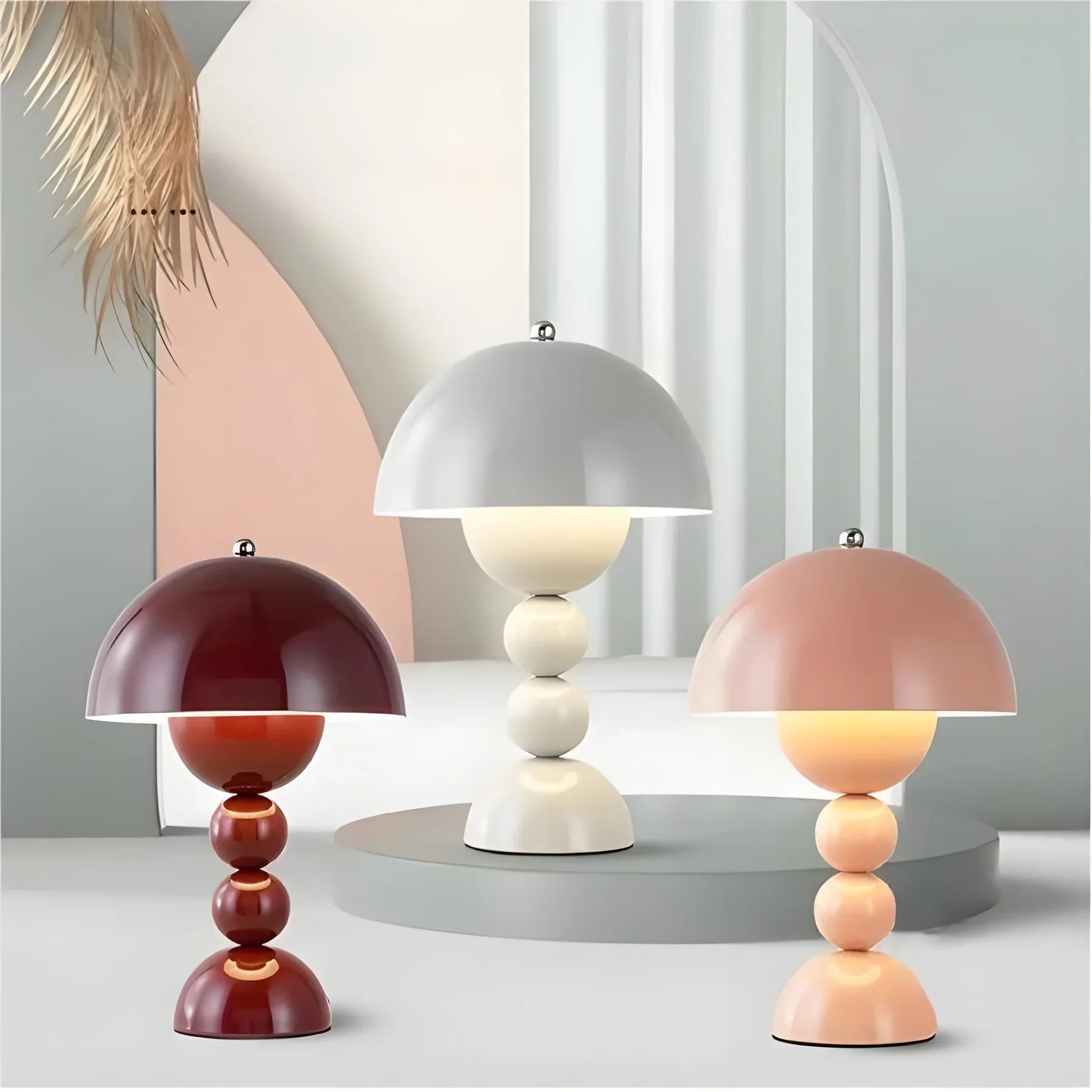BowLift | Modern Table Lamp in Scandinavian Design with Gold Accents