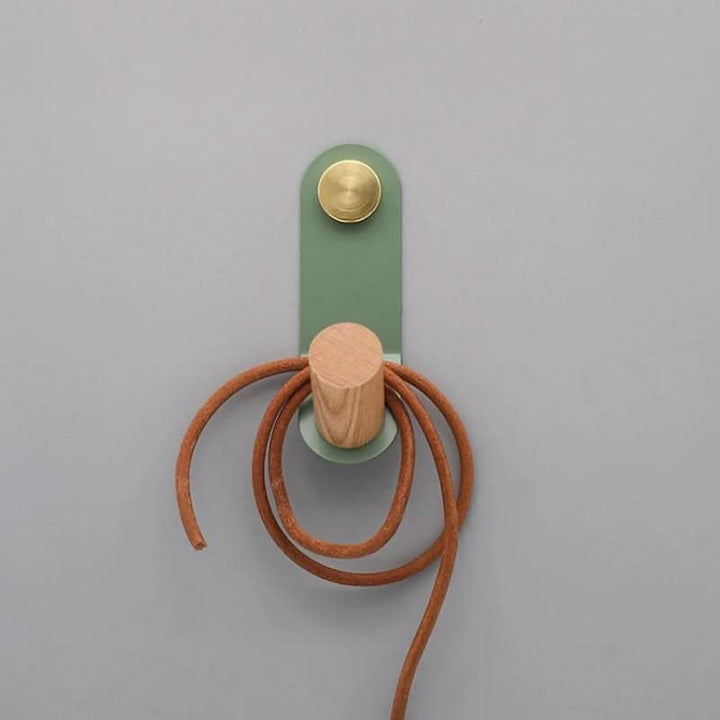 BowLift | Scandinavian Pastel Wall Hook with Oak & Brass
