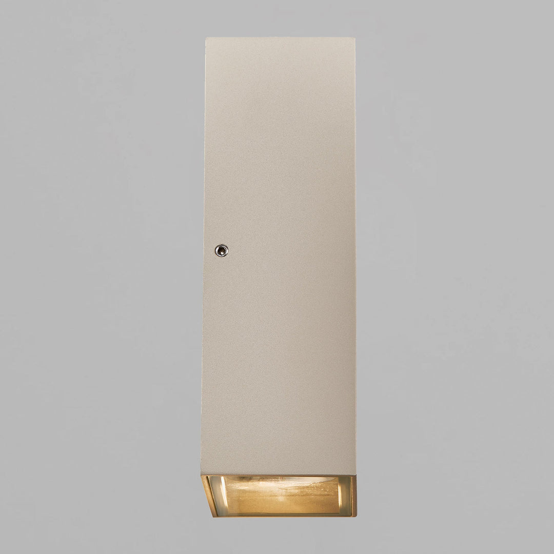 Cyrus LED Wall Lamp DimmaBowlifte | Bowlift