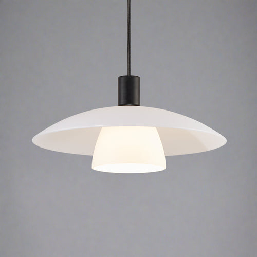Ezri Pendant Lamp Classic Scandinavian Design | Bowlift
