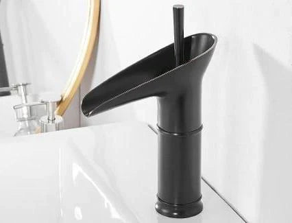 BowLift | AquaVintura Antique waterfall bathroom faucet | Brass fitting with single lever mixer | Hot & cold water | Bronze look