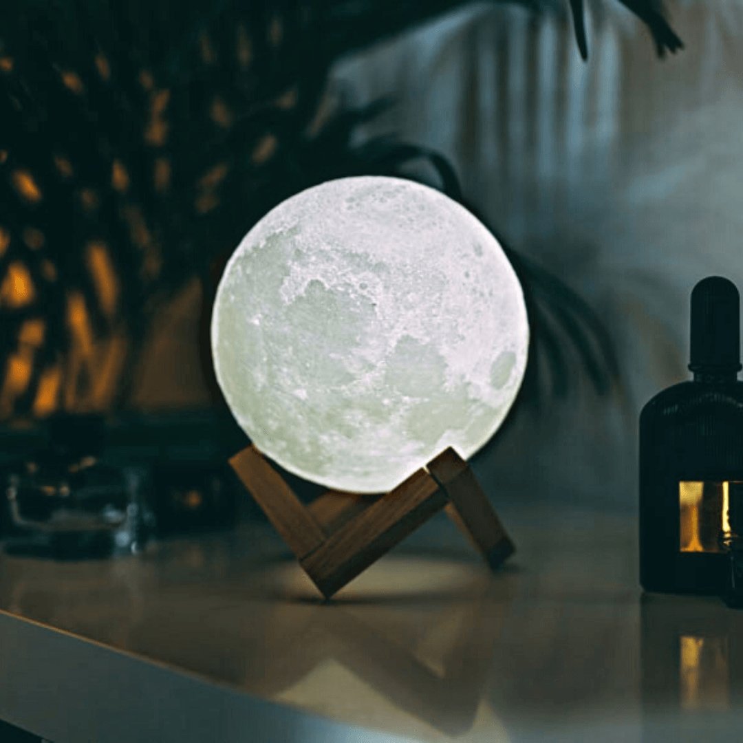 Moon Lamp Bowlift