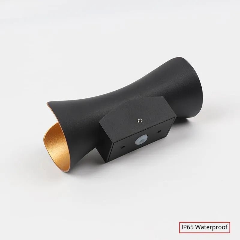 BowLift | LUXEFLARE – Weatherproof Curved LED Wall Lamp for Modern Outdoor Spaces