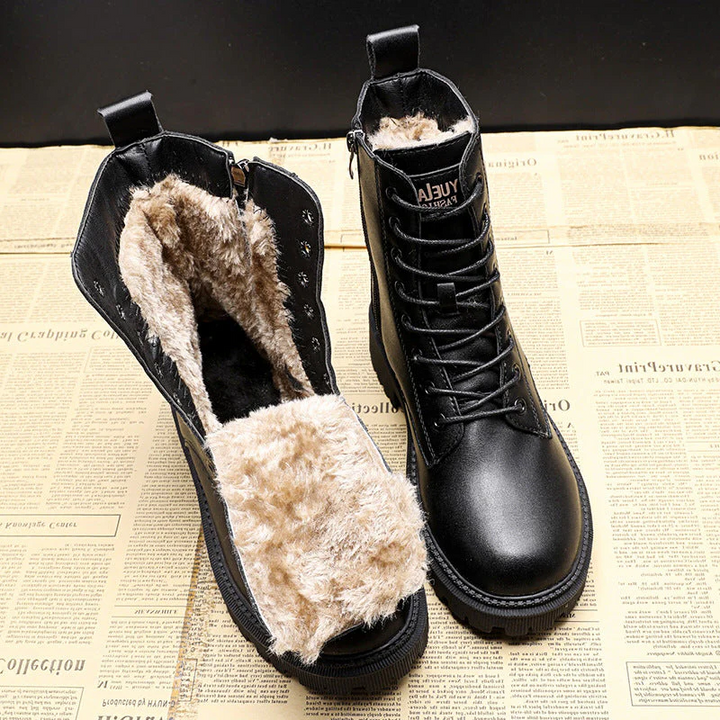 BowLift | Stylish and durable black leather winter boots