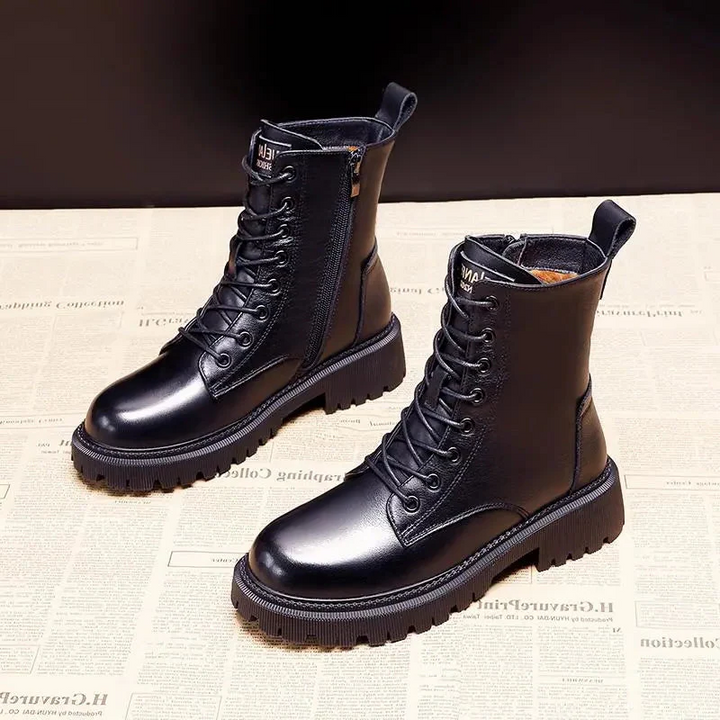BowLift | Stylish and durable black leather winter boots
