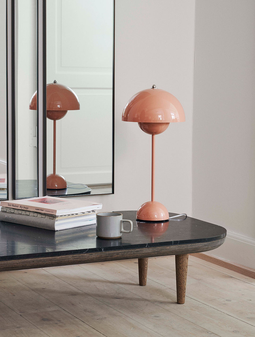 BowLift | Glow Lamp - Elegant and versatile lighting for any space
