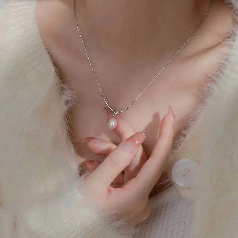 BowLift | Pearl Drop Knot Dainty Chain Necklace