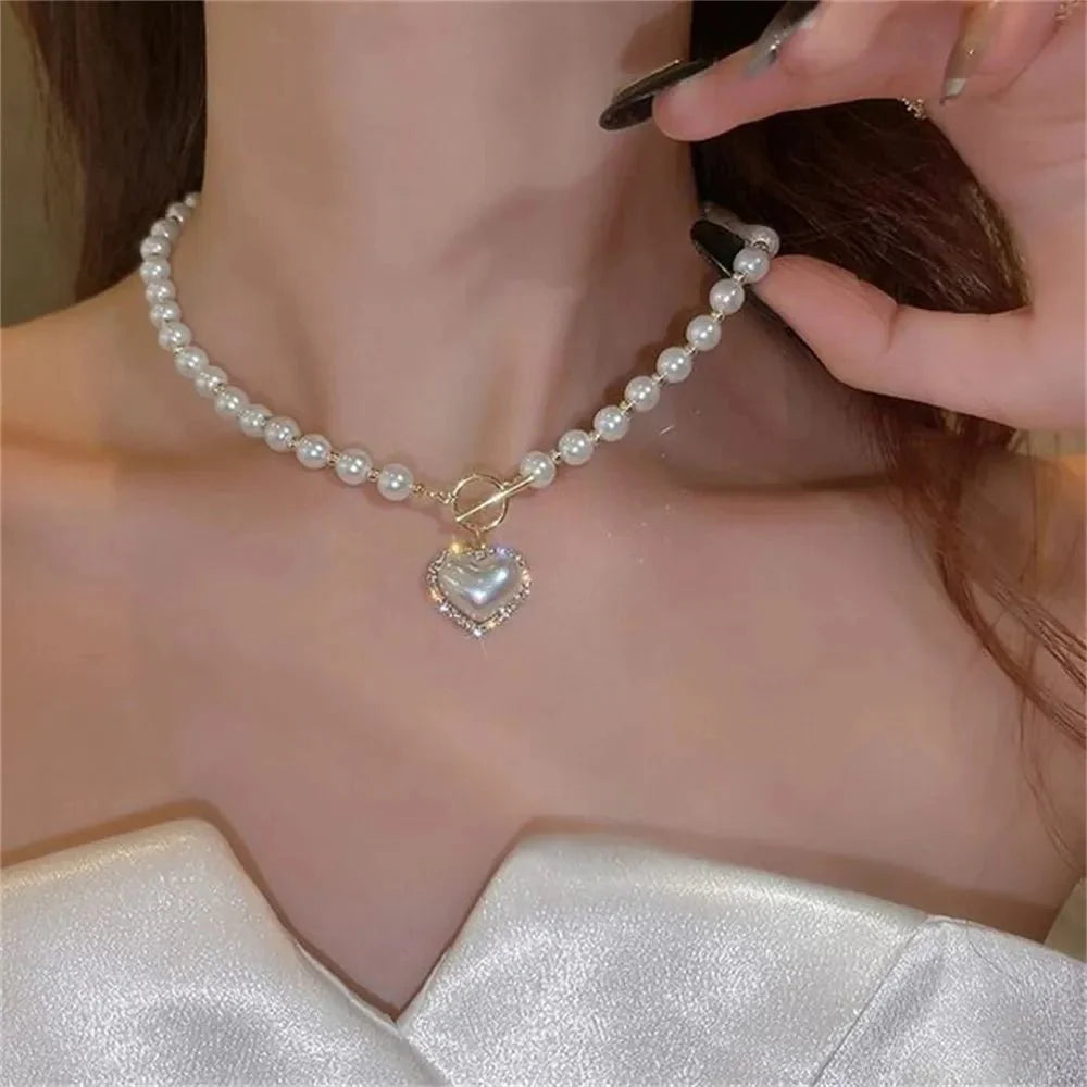 BowLift | Pearl Heart Clasp Choker Necklace