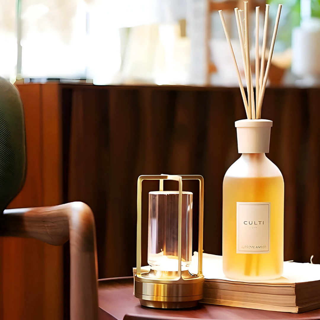 BowLift | ElegantLight Portable Table Lamp | Waterproof, Dimmable Lighting for Home