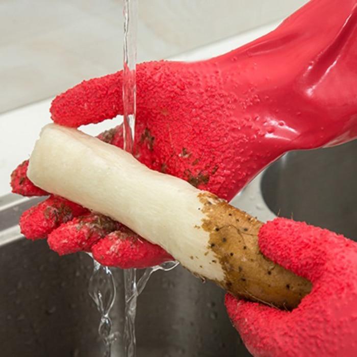 BowLift | CookSmart - Vegetable Peeling Gloves
