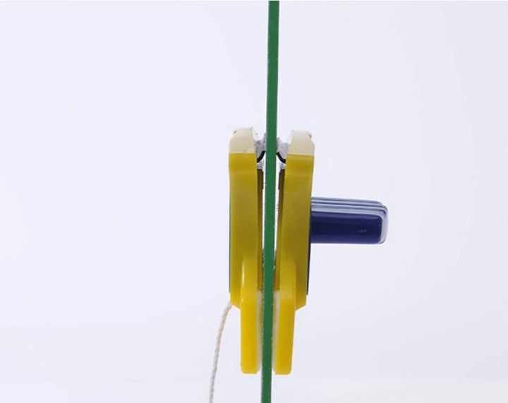 MagnaKlean - Double Sided Glass Cleaning Magnetic Brush | Bowlift