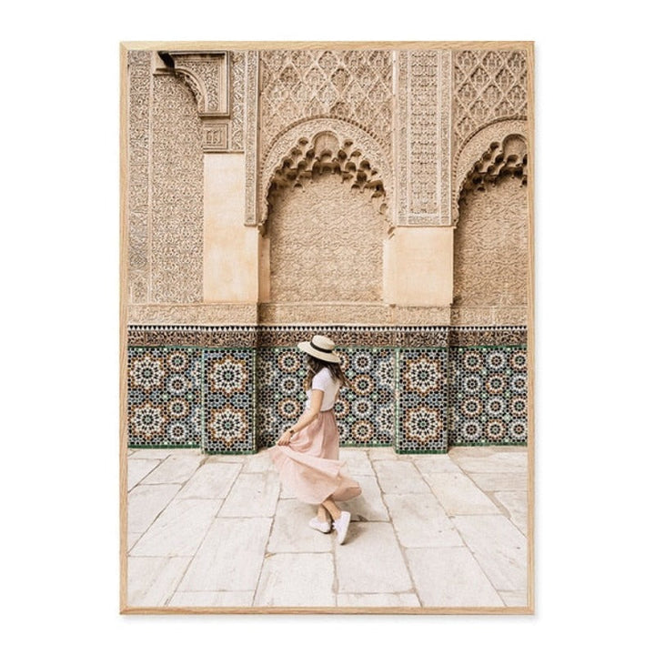 Travel Girl Inspiring - Canvas Wall Art Painting | Bowlift