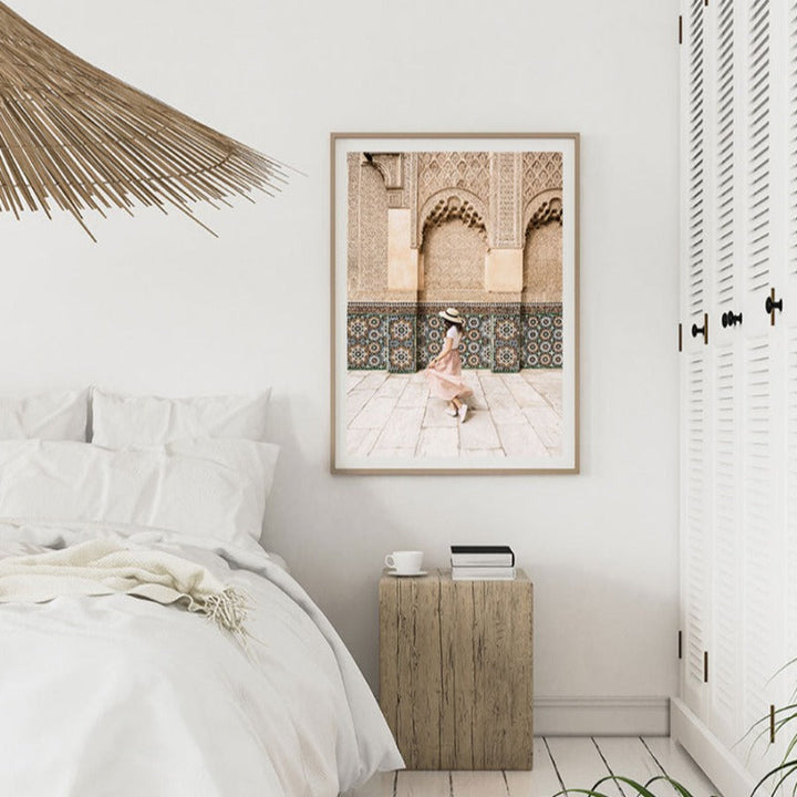 Travel Girl Inspiring - Canvas Wall Art Painting | Bowlift
