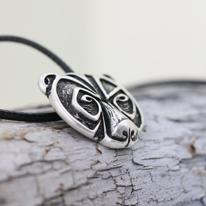 Norse Bear Amulet Necklace - Free Shipping | Bowlift