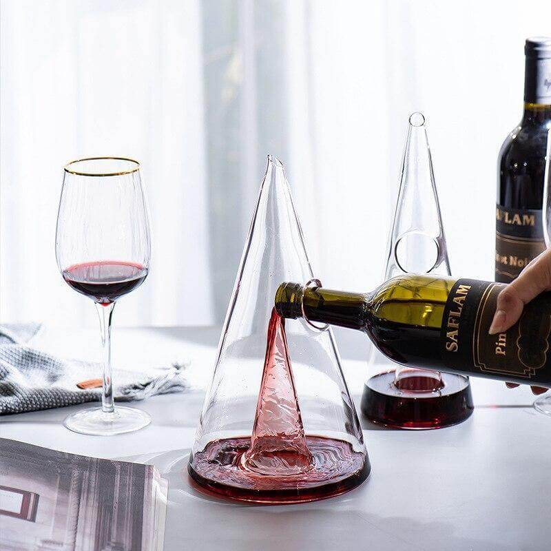 BowLift | Creative Pyramid Glass Wine Decanter