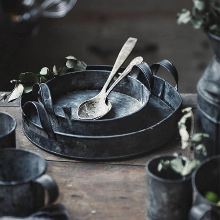 BowLift | Rustic Wrought Iron Serving Set