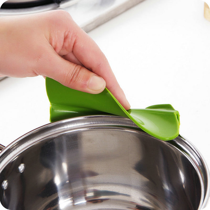 BowLift | Pots and Pans Leak-proof Kitchen Funnel