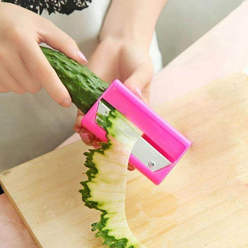 BowLift | Spiral Fruit Vegetable Peeler
