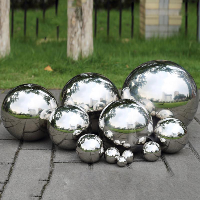 Stainless Steel Mirror Ball Garden Decor | Bowlift