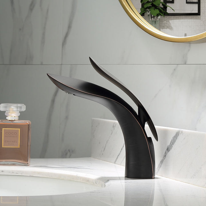 BowLift | Modern Luxury Bathroom Faucet for a Stylish Bathroom