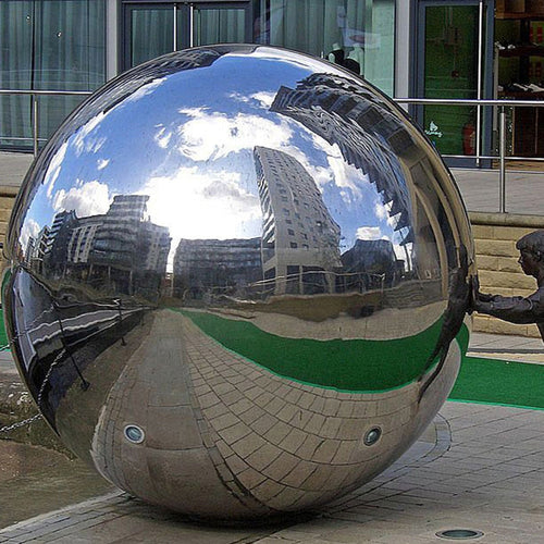 Stainless Steel Mirror Ball Garden Decor | Bowlift
