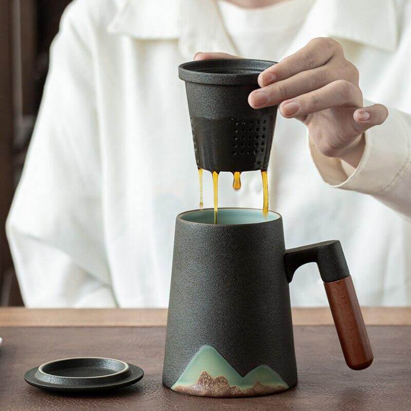 Mountain Art Ceramic Tea Mugs With Filter | Bowlift