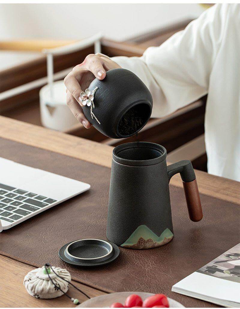 Mountain Art Ceramic Tea Mugs With Filter | Bowlift