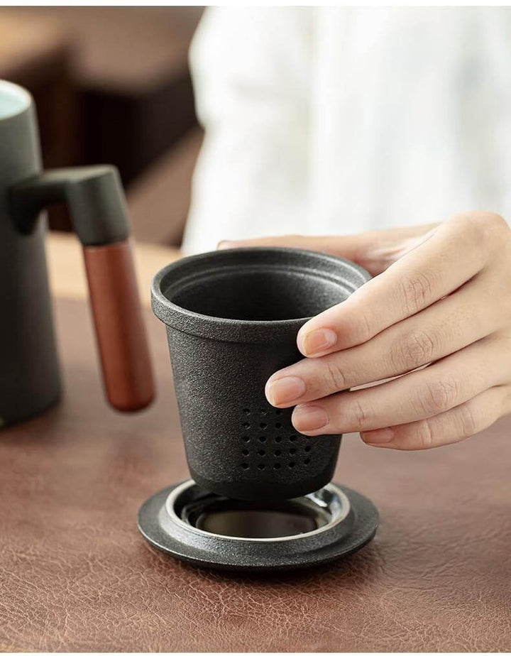 Mountain Art Ceramic Tea Mugs With Filter | Bowlift