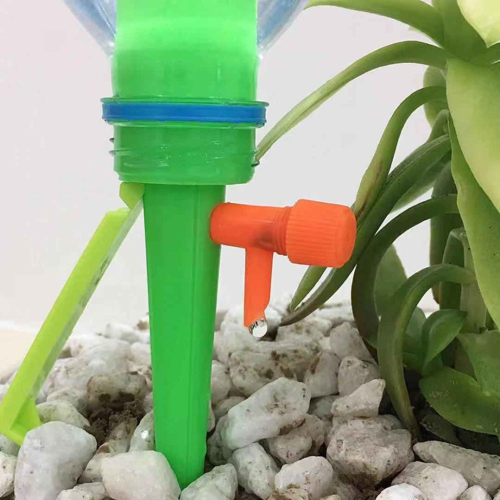 BowLift | Automatic watering spike for plants – With bottle adapter