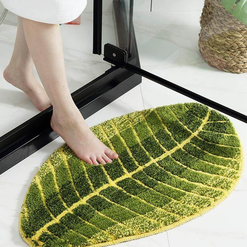 Pure Green Leaf Shape Home Rug | Bowlift