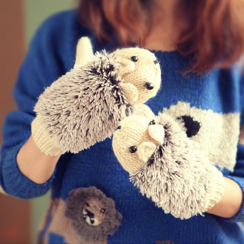 Adorable Hedgehog Mittens | Bowlift