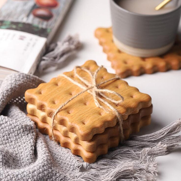 BowLift | Biscuit Shape Wooden Coaster Placemat