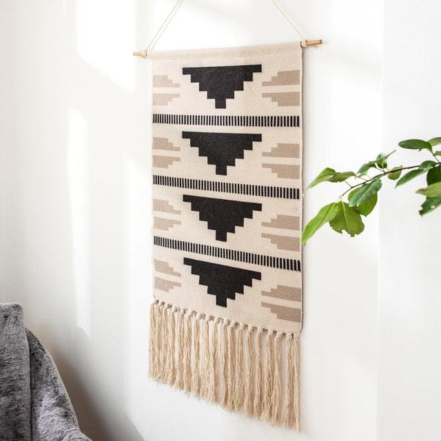 BowLift | Geometric Tufted Wall Carpet