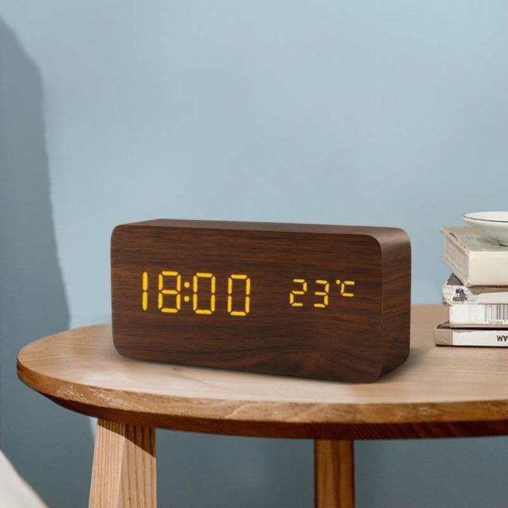 BowLift | LED Alarm Clock in Wooden Cube Form