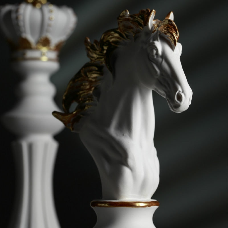 Luxury Chess Statue Home Decor | Bowlift
