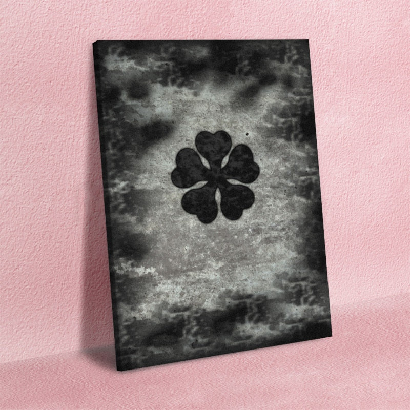 Black Five Clover - Canvas Wall Art Painting | Bowlift