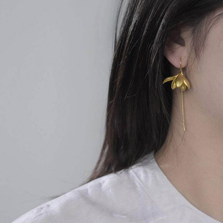 BowLift | 18K Gold Elegant Magnolia Flower Dangle Earrings