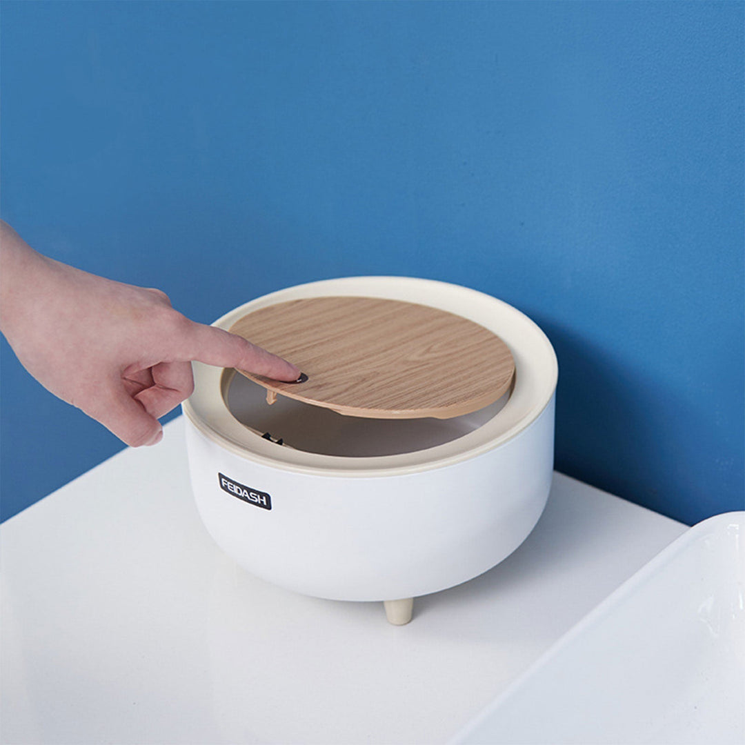 Desktop Elegant Mini Non-Slip Trash Can | Bowlift